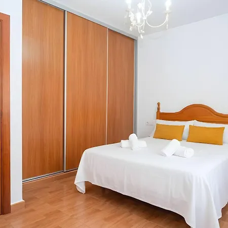 2 Con Aire Acondicionado Solo Familias Y Parejas דירה
